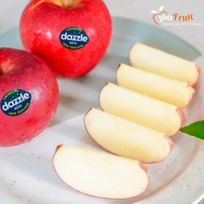 Giá táo Dazzle dao động 100.000 VNĐ/kg tùy thuộc vào size táo và các yếu tố khác