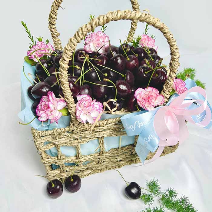 Giỏ quà Cherry dễ thương, tinh tế