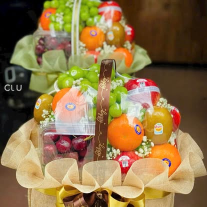 Giỏ trái cây tặng sếp nam sang trọng, chỉn chu và đẹp mắt