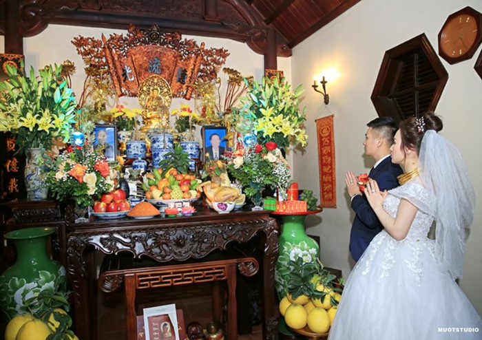 Cách chưng trái cây bàn thờ ngày cưới cân đối